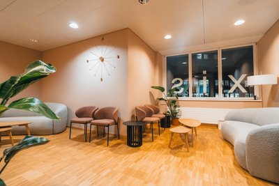 Praxisraum in moderner Ärzteklinik in Zürich-Altstetten – direkt am Letzipark - Image 4