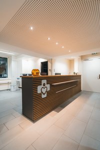 Praxisraum in moderner Ärzteklinik in Zürich-Altstetten – direkt am Letzipark - Image 2