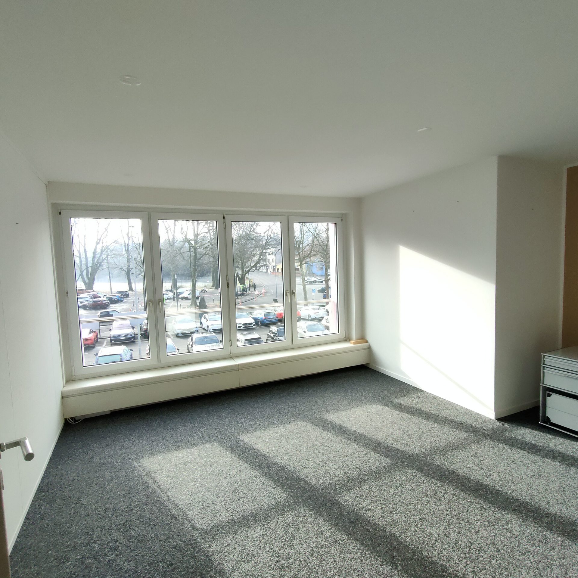 Helle und moderne Räume  in zentraler Lage - Bild 1