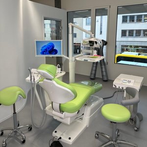 Einmietung in moderner Zahnarztpraxis in Basel – für Zahnärzt:innen oder Fachpersonen Dentalhygiene - Image 2