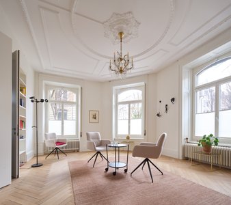 ✨ „Praxisgemeinschaft in Luzern – zwei Praxisräume zur Untermiete“✨ - Image 1