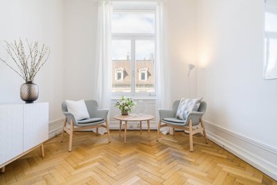 Möbliertet Coachingraum – Samstags – Befristet bis 31.12.2026 - Image 1