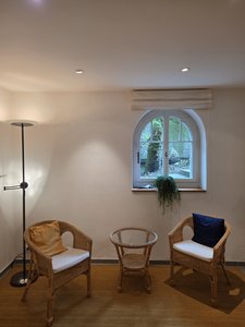 Praxisraum zur Untermiete in Zürich Nähe Stadelhofen - Image 2