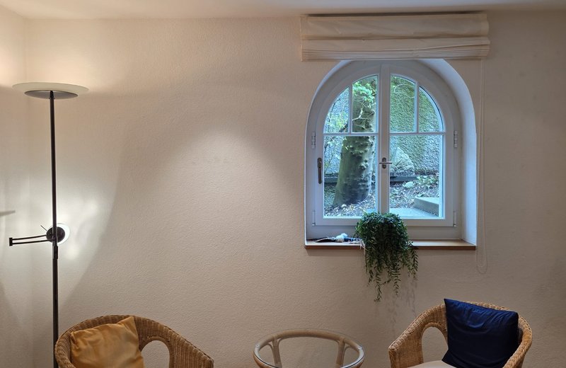Praxisraum zur Untermiete in Zürich Nähe Stadelhofen - Bild 2