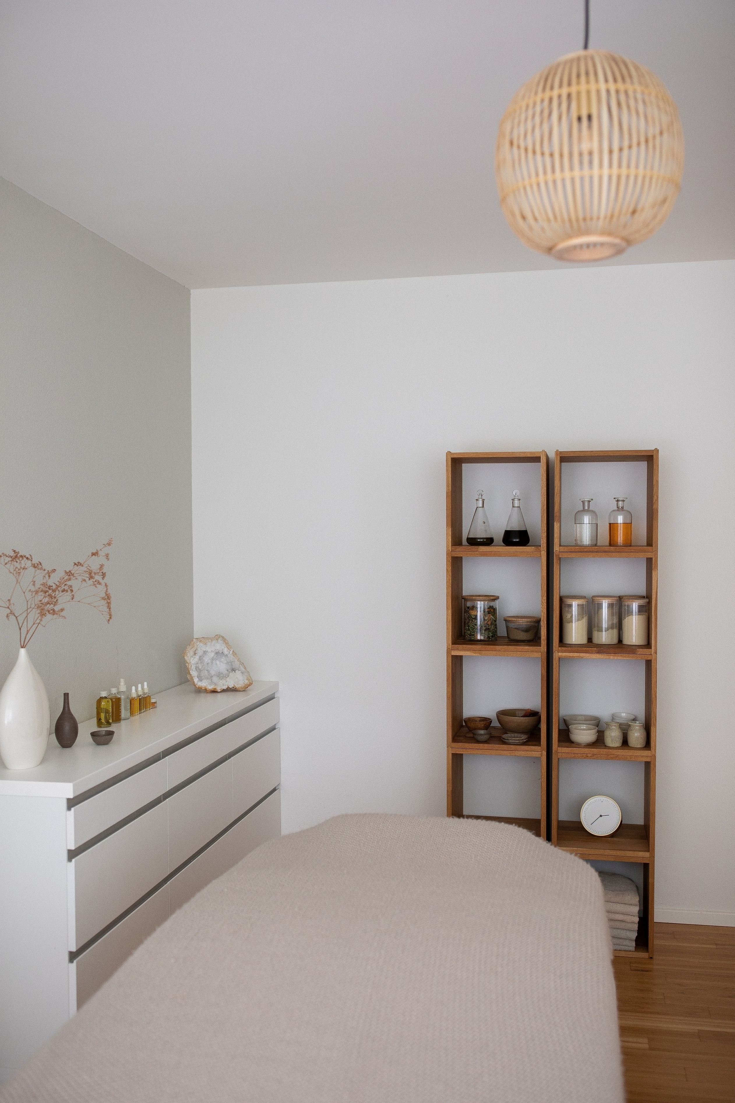 Exklusiv ausgestattete Praxis in Zürich zur Übernahme Ready to use, ideal für Team, Studio oder therapeutische Nutzung - Bild 4