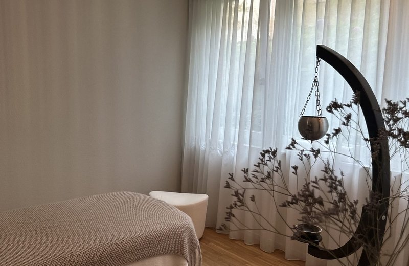 Exklusiv ausgestattete Praxis in Zürich zur Übernahme Ready to use, ideal für Team, Studio oder therapeutische Nutzung - Bild 5