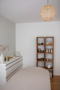 Attraktive Praxisräume auf 3 Halbetagen mit Panorama-Schaufenster in Zürich -4.5 Zimmer-Maisonettewohnung / Erdgeschoss - Image 8