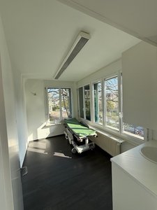 Stilvolle, voll ausgestattete Praxis in Zürich zur Übernahme (106 m², sofort startklar) - Image 4