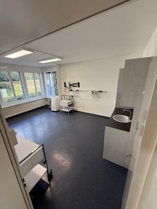 Stilvolle, voll ausgestattete Praxis in Zürich zur Übernahme (106 m², sofort startklar) - Image 7