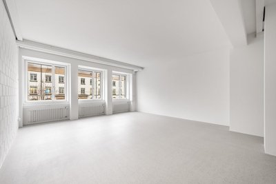 Heller Praxis- oder Therapieraum in Basel | 5 Minuten von Bahnhof SBB, mit Sitzungszimmern & Gemeinschaftsbereich - Image 3