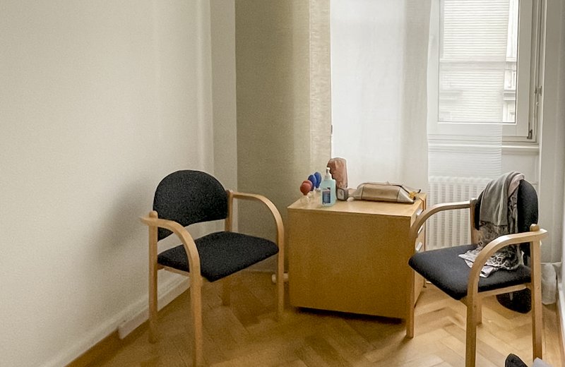 2 Praxisräume zu vermieten AKULU Naturheil-Kunstgalerie - Image 11