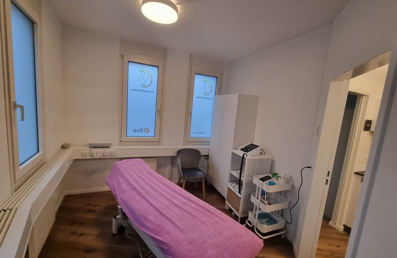 Im Verkauf steht Physiotherapiepraxen in Dietikon und Geroldswil ZH - Image 13