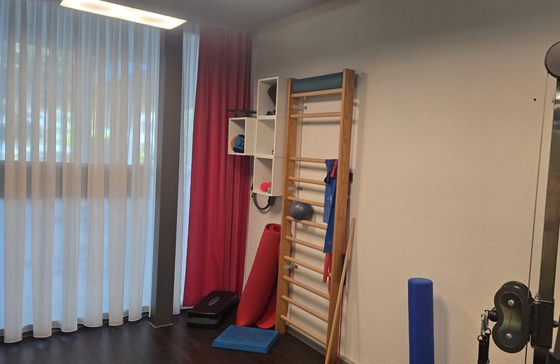 Im Verkauf steht Physiotherapiepraxen in Dietikon und Geroldswil ZH - Image 2