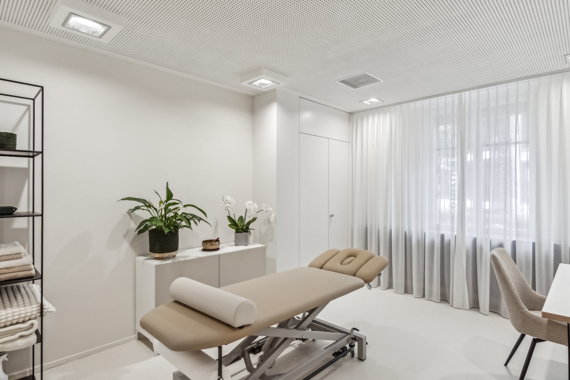 Praxis-/ Therapie Räume –  Für Ärzte, Therapeuten und Coaches - Am Stauffacher Zürich - Bild 1