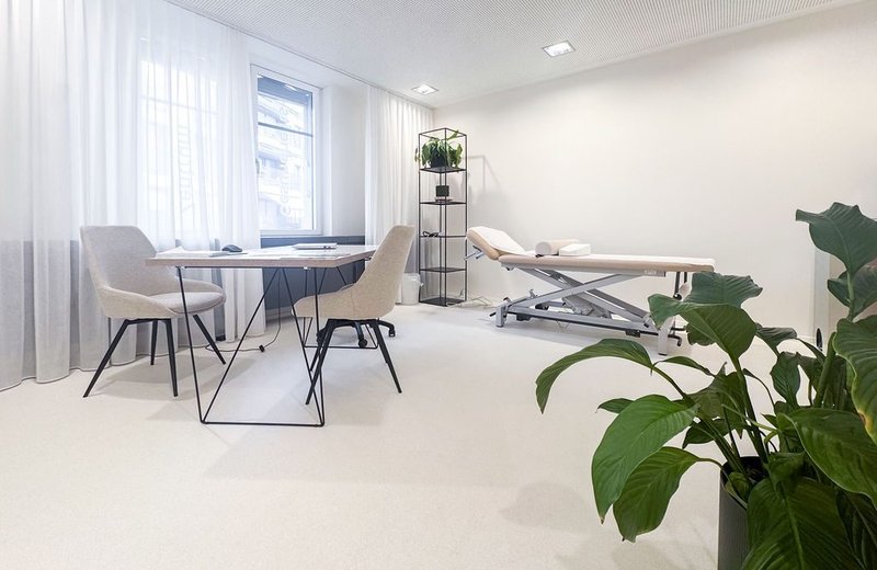 PRAXIS-/THERAPIERÄUME  Für selbstständige Ärzte, Therapeuten und Coaches - Am Stauffacher, Zürich - Image 2