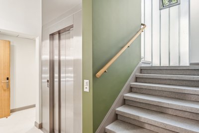 Praxis-/ Therapie Räume –  zentral am Stauffacher Zürich – Für Ärzte, Therapeuten, Coaches und Berater - Image 11