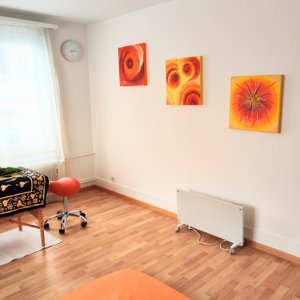 Möblierter Coaching- und Massageraum (mit Verbindungstüre) für 2 Tage pro Woche - Image 8