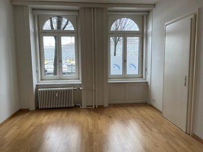 Praxiszimmer am Bahnhof Luzern - Image 2