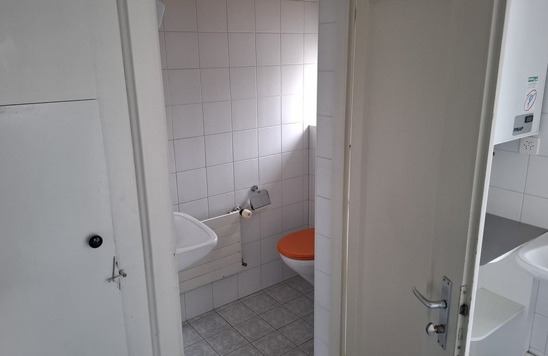4 helle Praxisräume in Lyss - Image 8