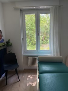 11 m² Behandlungsraum (inklusive elektrische Liege, Tücher und Reinigung) flexibel stunden-, tageweise oder fix mietbar - Image 2