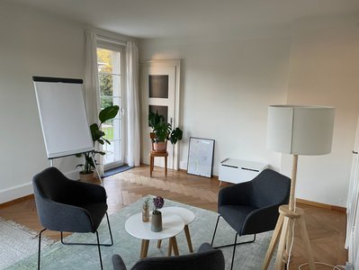 Heller Beratungsraum an der Grenze zwischen Luzern und Ebikon  am Rotsee - Image 1