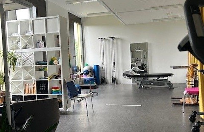 Attraktive, helle, teilweise möblierte Praxisfläche im modernen  Alters- und Pflegezentrum Tertianum Schönberg zu vermieten - Bild 3