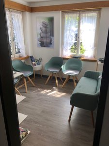 Helle, stilvolle Arztpraxis in einem idyllischen Fachwerkhaus zu vermieten - Bild 2