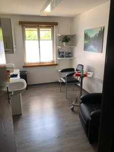 Helle, stilvolle Arztpraxis in einem idyllischen Fachwerkhaus zu vermieten - Image 6
