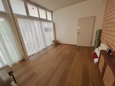 Moderner Therapieraum  in Zürich West - Bild 2