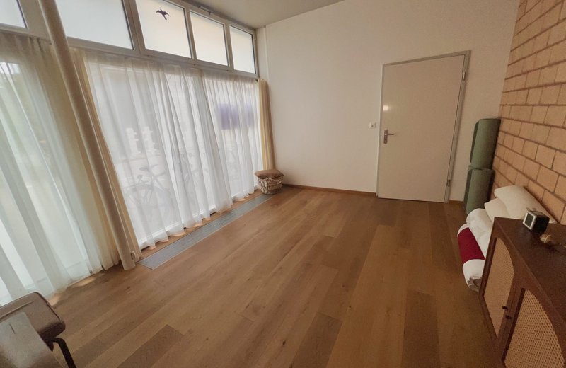 Moderner Therapieraum  in Zürich West - Image 2