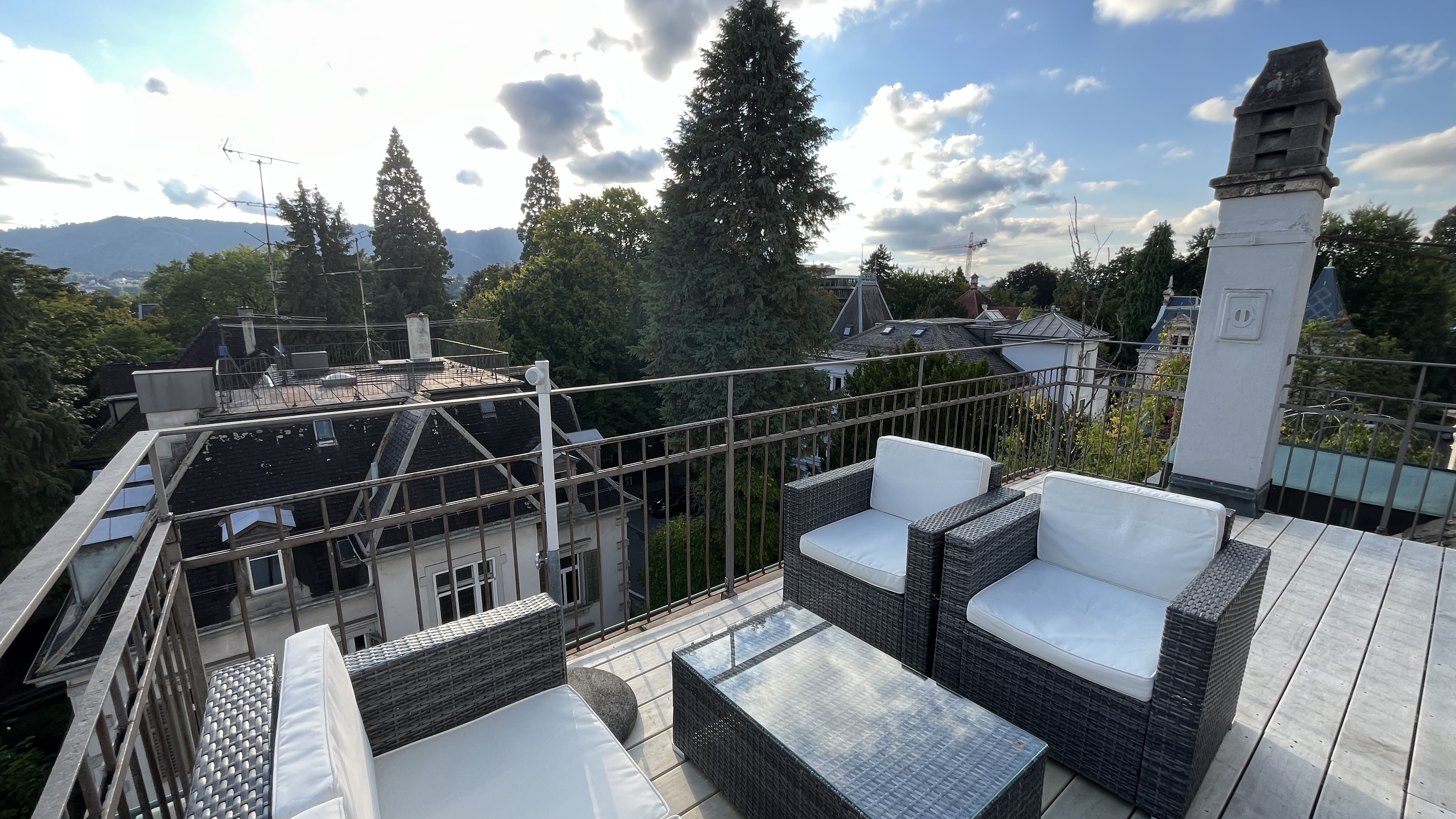 Praxisraum von 44m² in Zürich Seefeld -  mit Dachterrasse -  zur Untermiete - Image 6