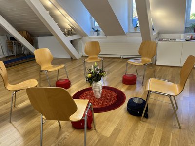 Praxisraum von 44m² in Zürich Seefeld -  mit Dachterrasse -  zur Untermiete - Image 5