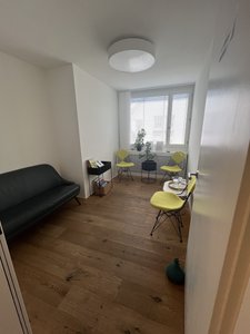 Heller Praxisraum zu Untermiete - Bild 5