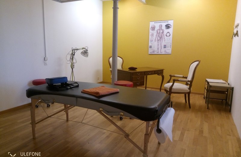 Sehr heller, grosser Praxisraum in Oberuzwil zur Untermiete - Bild 2