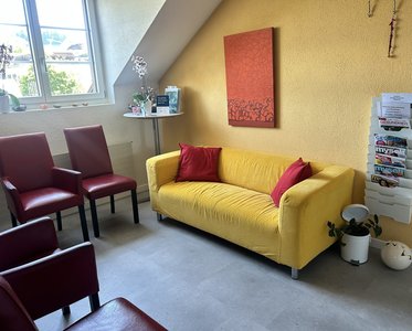 Heller Therapieraum an zentraler Lage in Lenzburg - Image 2