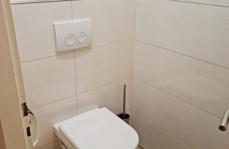 Attraktive Praxisnachfolge wegen Ruhestand im Zentrum von Herisau ( AR )   modernisierte Praxis, 150 qm direkt am Bahnhof - Image 19