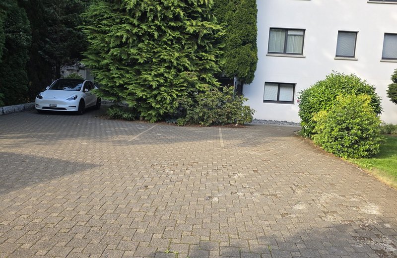 Attraktive Praxisnachfolge wegen Ruhestand im Zentrum von Herisau ( AR )   modernisierte Praxis, 150 qm direkt am Bahnhof - Image 21