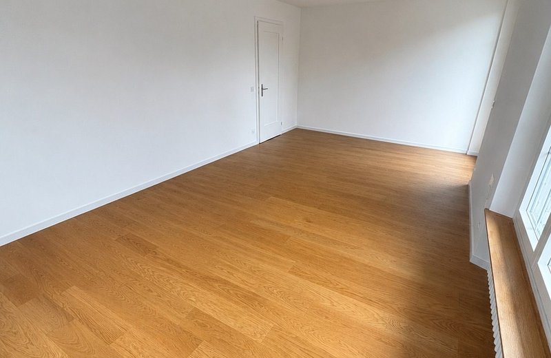 Schöner, heller Praxisraum in Praxisgemeinschaft in Meilen - Image 2