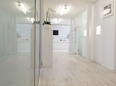 Helle und moderne Praxisräumlichkeiten in Winterthur - Bild 2