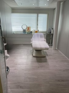 Helle und moderne Praxisräumlichkeiten in Winterthur - Bild 5