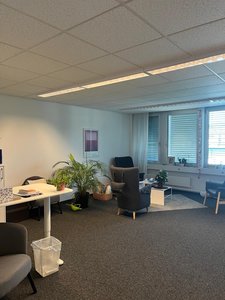 Praxisräumlichkeiten zur Vermietung – Ideal für Therapien, Coaching, oder Beratung - Bild 3