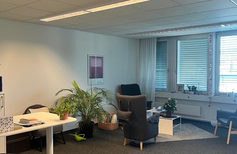 Praxisräumlichkeiten zur Vermietung – Ideal für Therapien, Coaching, oder Beratung - Image 3