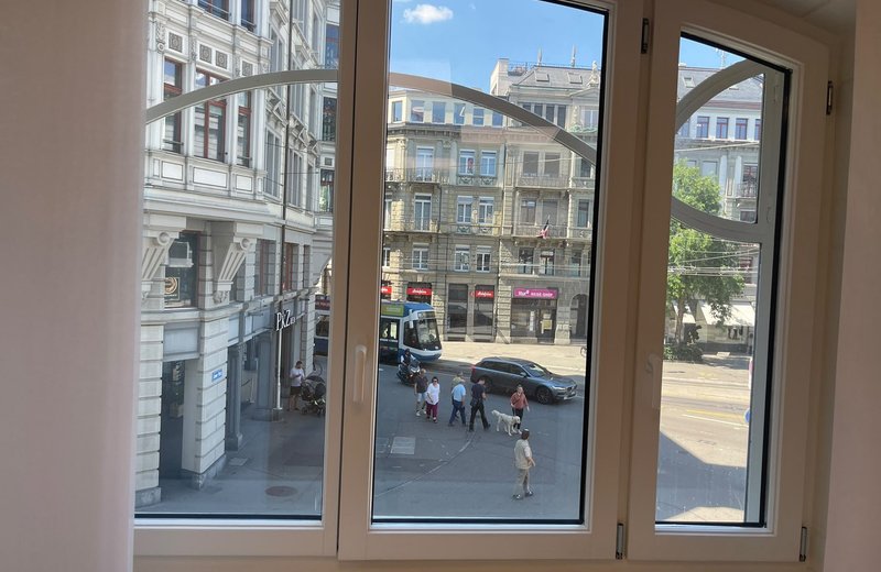 Zentrale möbillierte Praxis / Büro / Coaching Raum nähe Zürich HB - Image 11