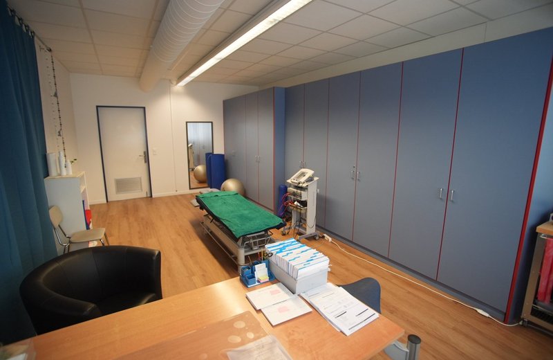 Nachfolge: zu übergeben bzw. Aufbau Gruppenpraxis, modernes helles Physiotherapiezentrum (GmbH) mit grosser MTT  in attraktiver Lage 20 Minuten von Bern- ideal für Gruppenpraxis - Image 19
