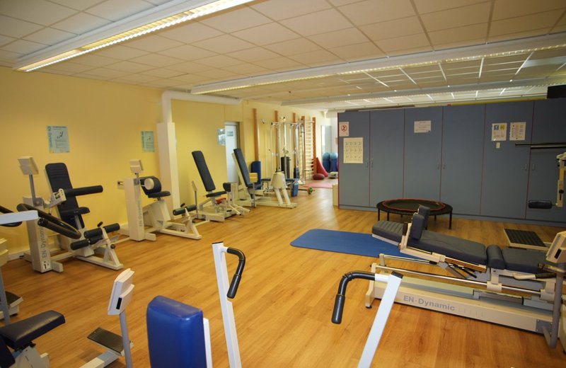 Nachfolge: zu übergeben bzw. Aufbau Gruppenpraxis, modernes helles Physiotherapiezentrum (GmbH) mit grosser MTT  in attraktiver Lage 20 Minuten von Bern- ideal für Gruppenpraxis - Image 5