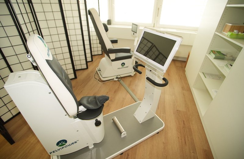 Nachfolge: zu übergeben bzw. Aufbau Gruppenpraxis, modernes helles Physiotherapiezentrum (GmbH) mit grosser MTT  in attraktiver Lage 20 Minuten von Bern- ideal für Gruppenpraxis - Bild 2