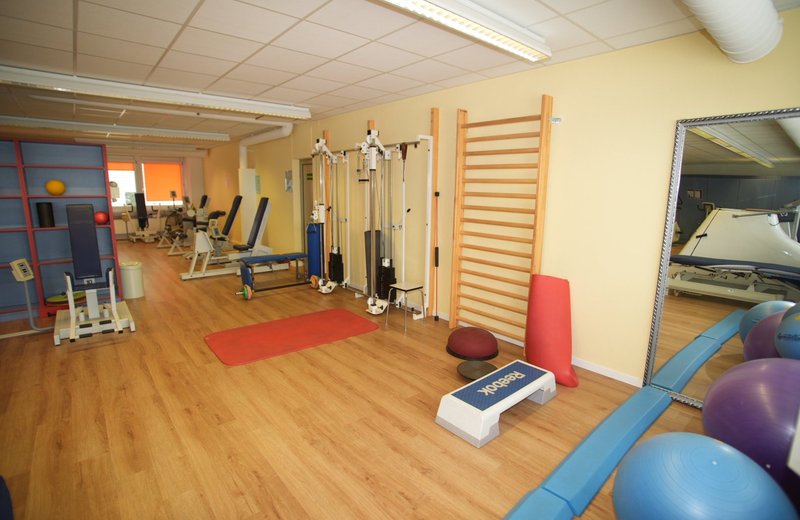 Nachfolge: zu übergeben bzw. Aufbau Gruppenpraxis, modernes helles Physiotherapiezentrum (GmbH) mit grosser MTT  in attraktiver Lage 20 Minuten von Bern- ideal für Gruppenpraxis - Image 7