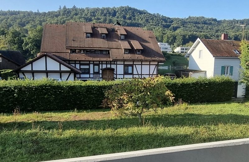 Praxisraum  in Büsingen  zu vermieten – Kalt CHF 850.– inkl. Parkplatz + NK CHF 140 - Image 1