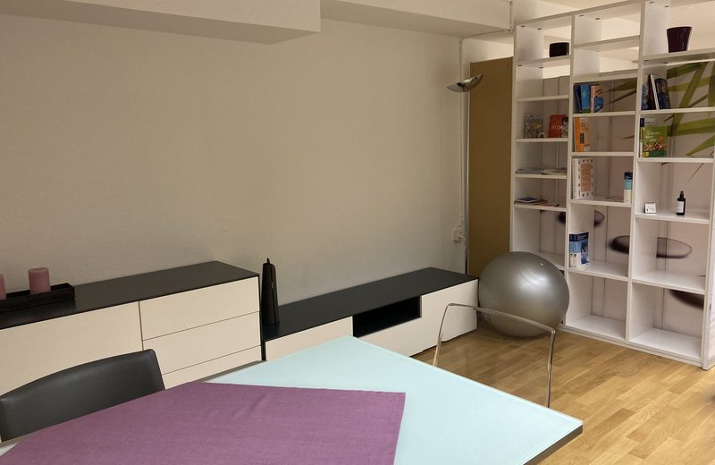 Praxis-/Therapieraum oder Büro mit schönem Flair in Zürich - Bild 3
