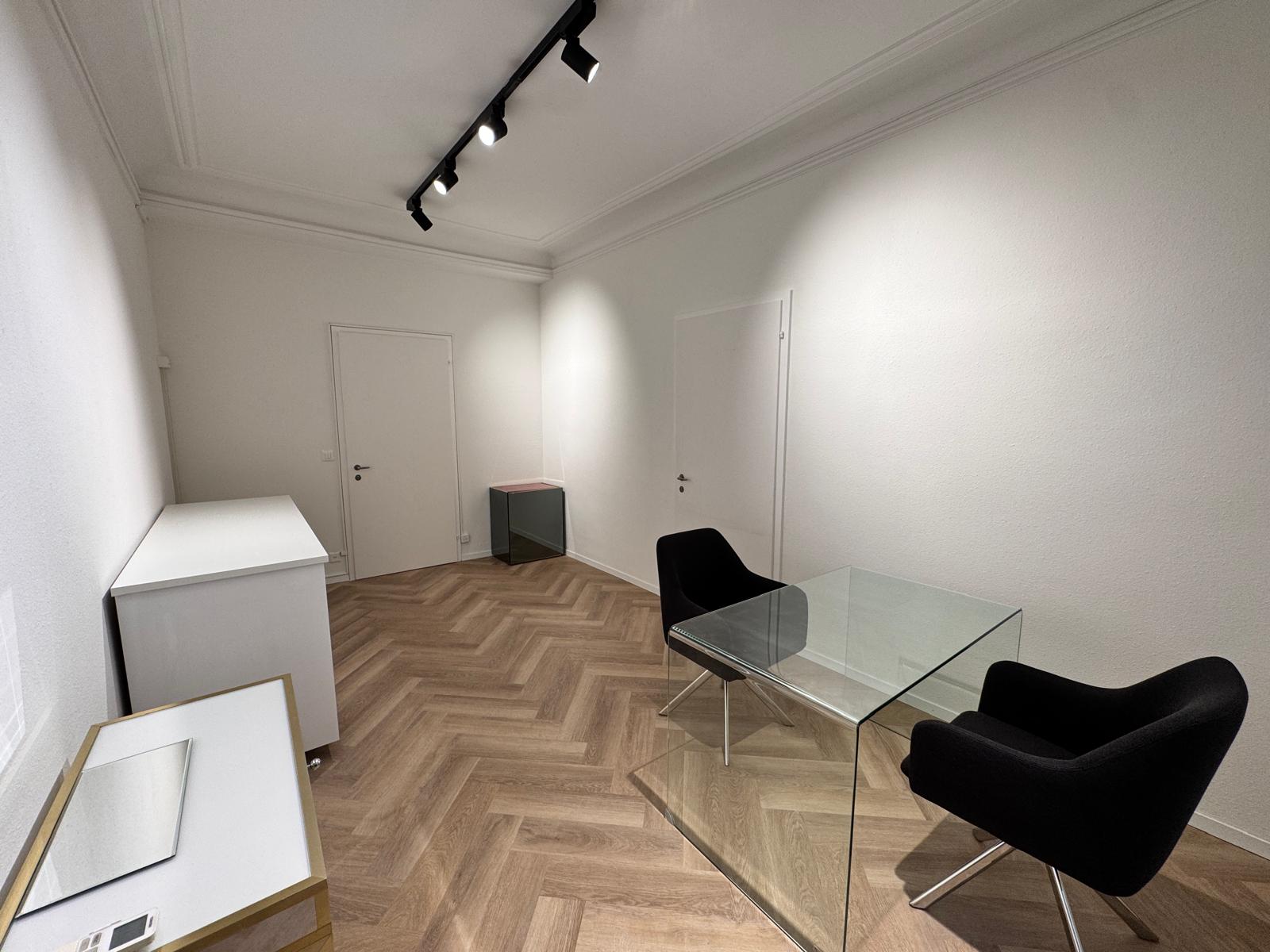 Praxisräume in Premium-Klinikumgebung – Fraumünsterstrasse 11, 8001 Zürich - Image 2